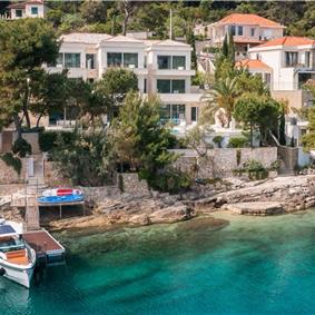 Luxury 6 Bedroom Brac Island Beach Front Villa With Heated Infinity Pool and lift near Sumartin sleeps 12